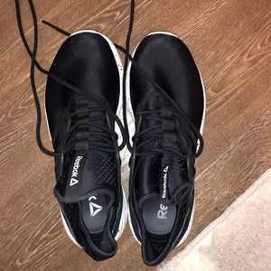 Reebok Turnzone Black Sneakers